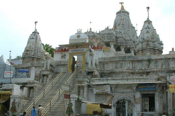 jagdish-temple-udaipur-site-seen-list-best-tour-company-in-udaipur-rajasthan